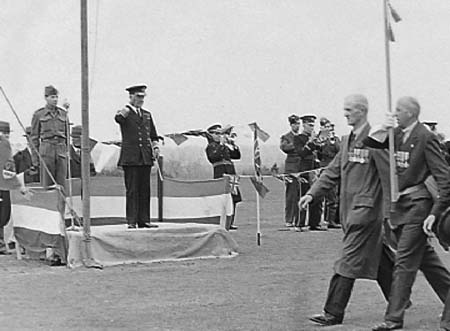 1941 Parade 02