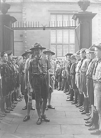 Chief Scout Visit 05 1943