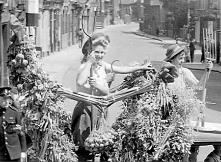 Farming Parade 37 1943