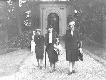 Ladies Meeting 1946.2873