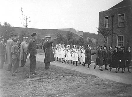 1941 Parade 01