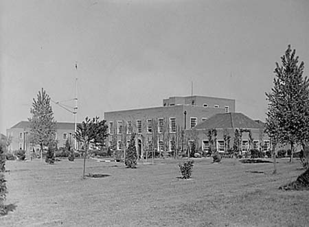 1946 College 02