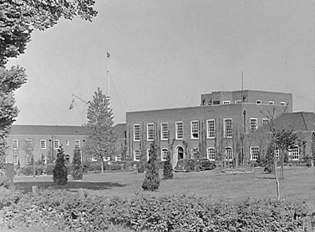 1946 College 03