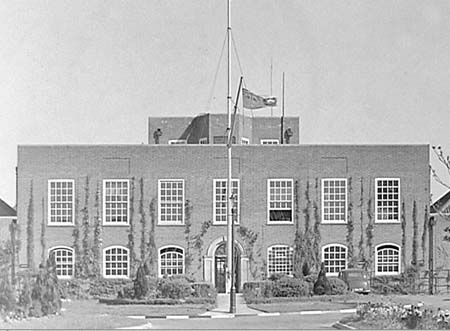 1946 College 08