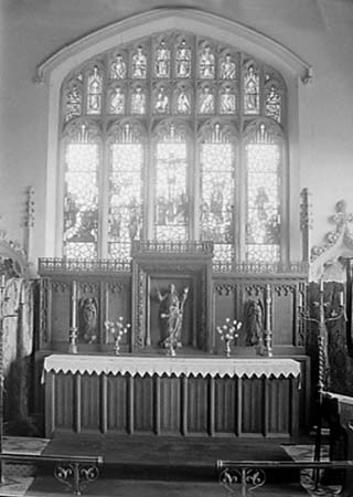 1950 Church Window 02