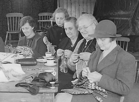 1945 Sewing Group 02