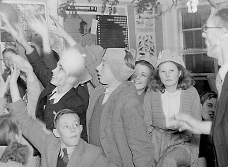 1949 School Party 10