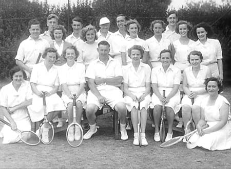 1949 Tennis Club 01