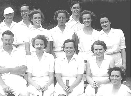 1949 Tennis Club 02