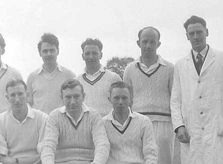 1954 Cricket Team 02