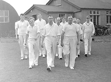 1954 Cricket Team 04