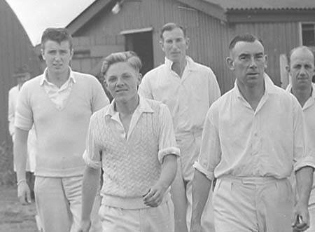 1954 Cricket Team 07