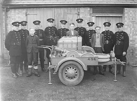 1941 Aux Fire Service 01