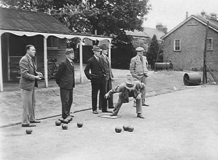 1943 Bowls Club 01