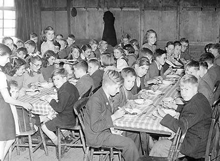 1947 School Meals 01