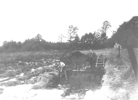 1948 Digging Peat