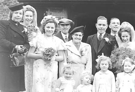 1948 Wedding 09