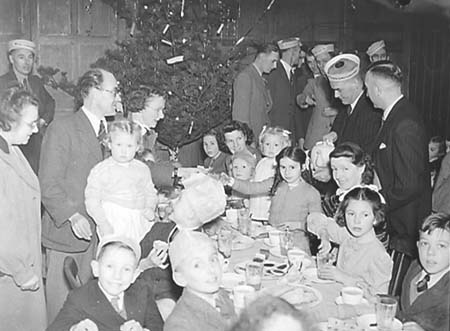 1948 Xmas Party 01