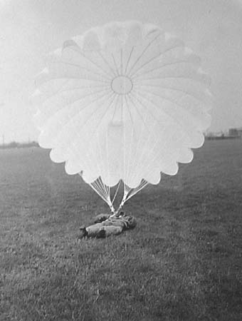 1939 Air Day 01