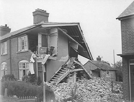 1940 Bomb Damage 01