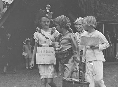 1942 Garden Fete 02