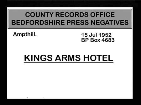 Kings Arms. 1952.01