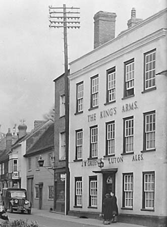 Kings Arms. 1953.01