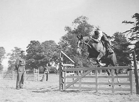 1940 Gymkhana 07