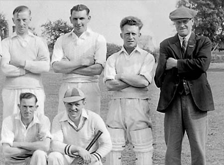 1946 Cricket Team 02
