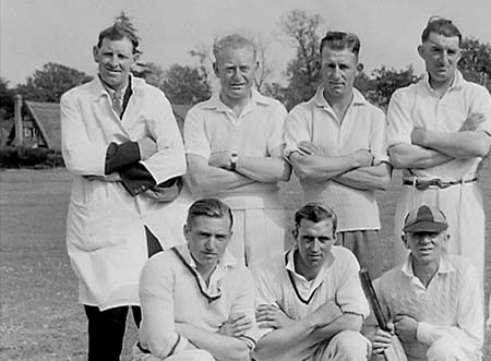 1946 Cricket Team 03