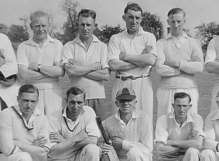 1946 Cricket Team 04