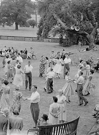 1950 Folk Dancing 13