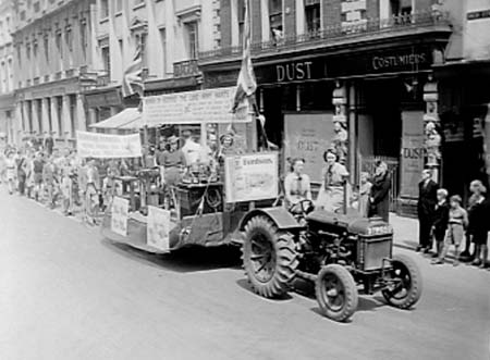 Farming Parade 14 1943