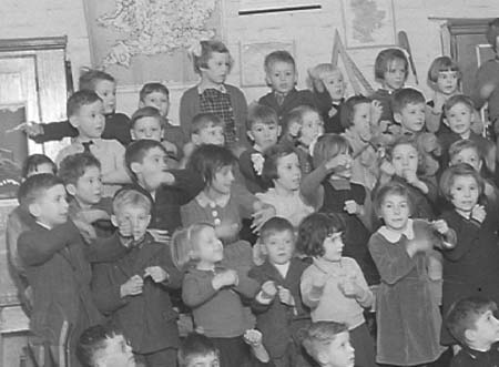 1940 School Party 03