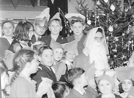 1948 Christmas Party 02