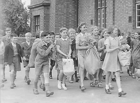 1948 Schoolchildren 04