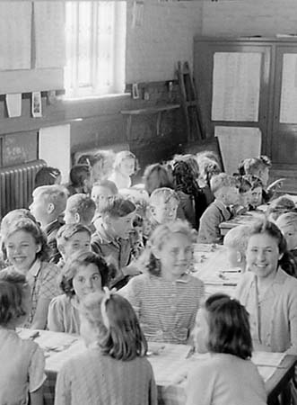 1948 Schoolchildren 12