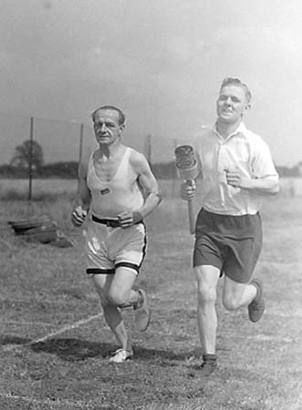 1948 Sports Day 04