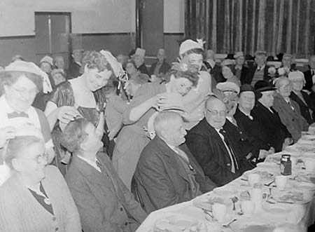 1949 OAP Party 01