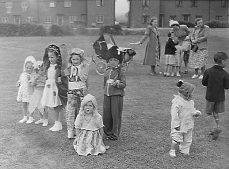 1953 Coronation 04