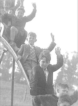 1949 Schoolboys 02