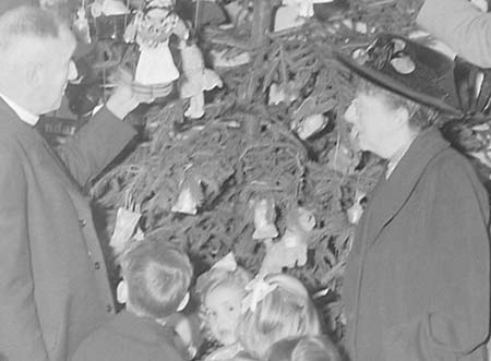 1949 Xmas Bazaars 09