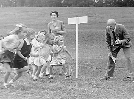 1945 School Sports 13