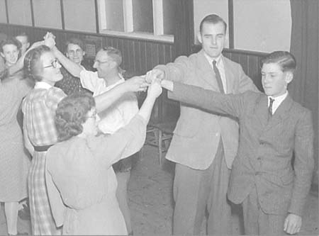 1946 Country Dance 03