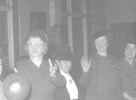 Sisterhood Party 1950 07