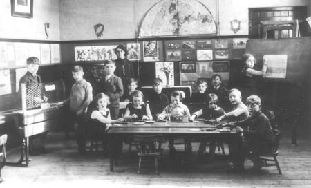 1920s School 01