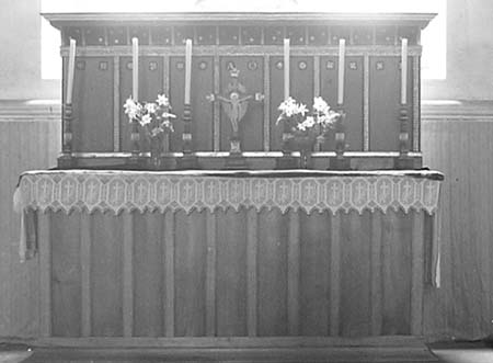 1947 Church Altar 02