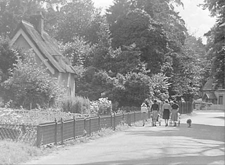 1946 Village View 03