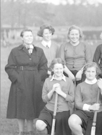 Ladies Hockey 1956 03