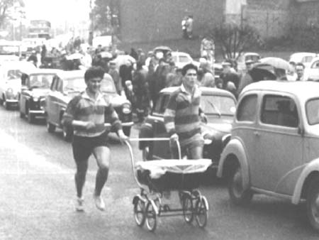 Pram Race.1960s.5380